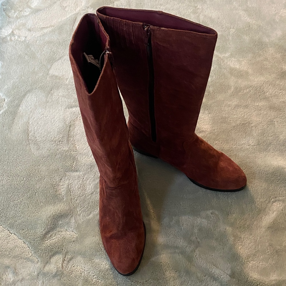 Nicole Rene Wine Suede Boots sz 8